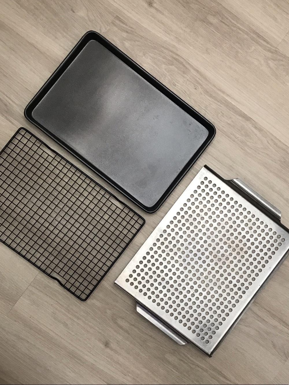 Black Bakeware Set with Cooling Rack and Grill Tray